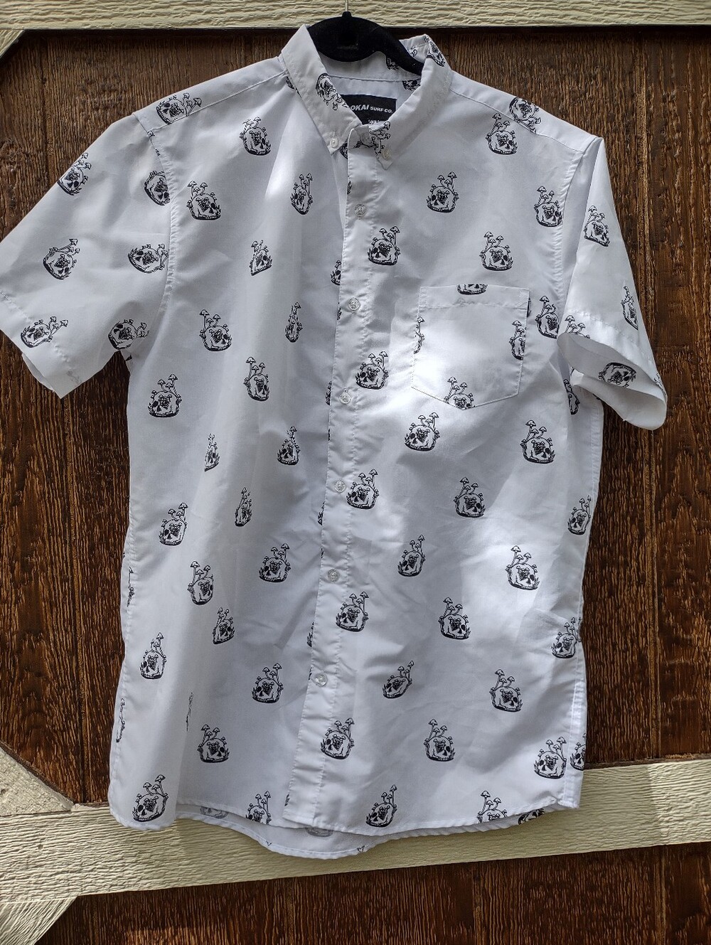 Molokai Surf Co Mojave Flaming Skull  Print Button-down Shirt Mens L